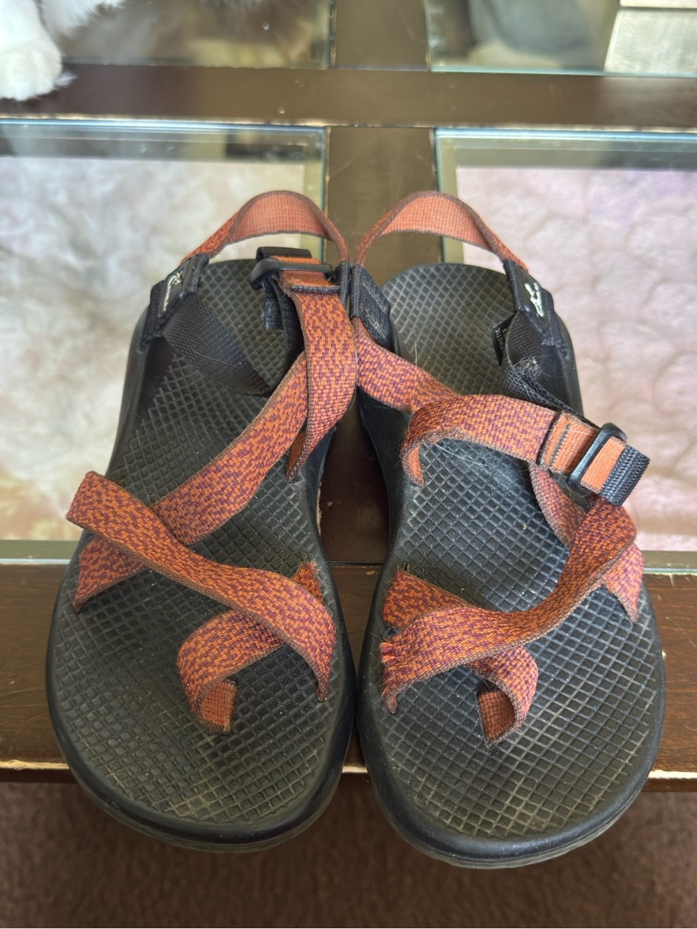 Women’s Chaco strap sandal- Size 7